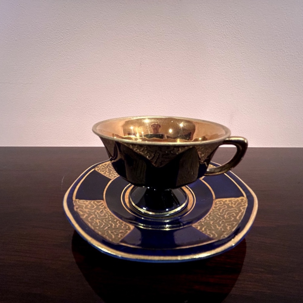 Ilmenau German Echt Kobalt Miniature Porcelain Collectable Cup and Saucer - Picture 2 of 10